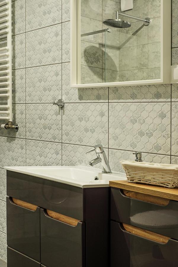 Apartamenty Centrum M - Komfortowe Noclegi П'ясечно Екстер'єр фото